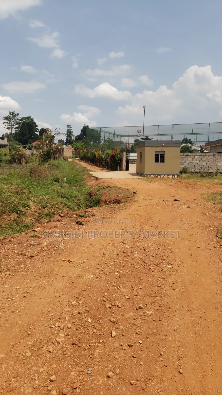 12decimals Land for Sale at Namawojjolo Near the Market.