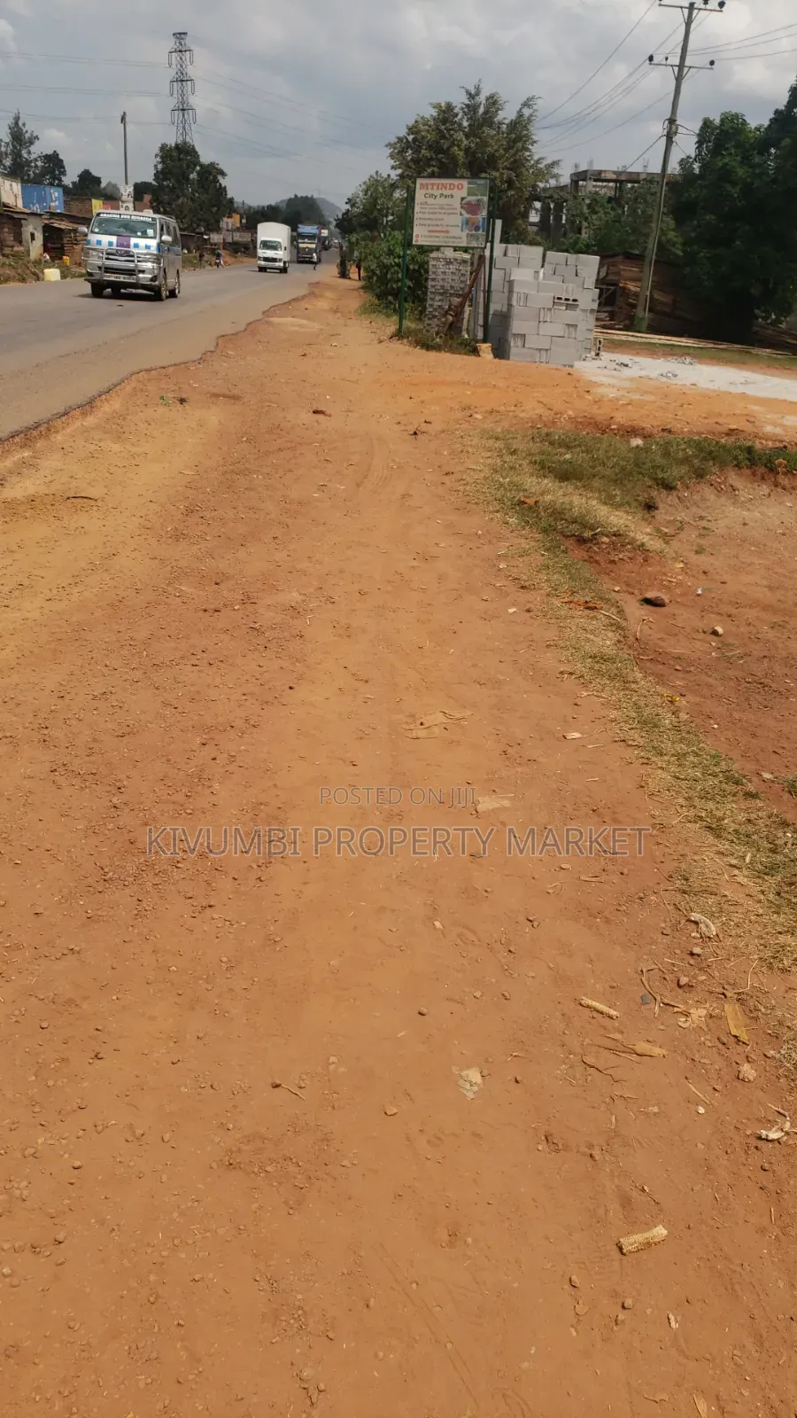 12decimals Land for Sale at Namawojjolo Near the Market.