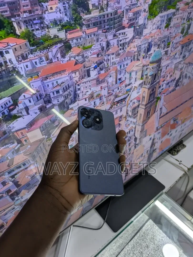 Tecno Spark 10 Pro 128 GB Black