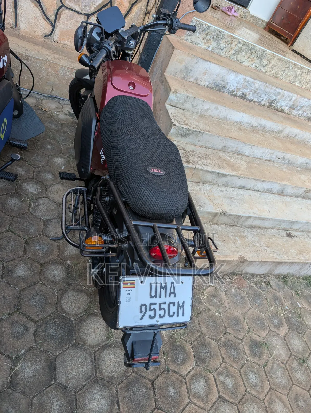 American Ironhorse Chopper 2022 Red