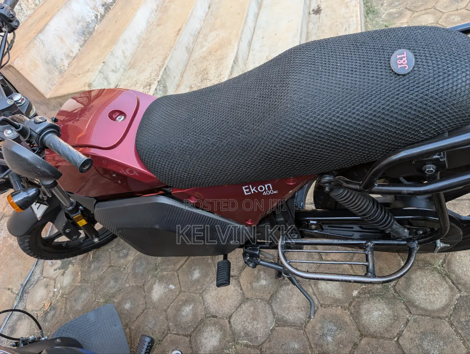 American Ironhorse Chopper 2022 Red