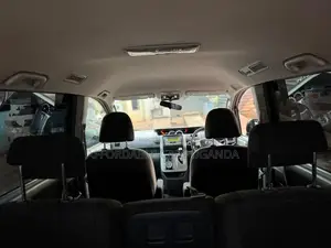 Toyota Noah 2010 Black