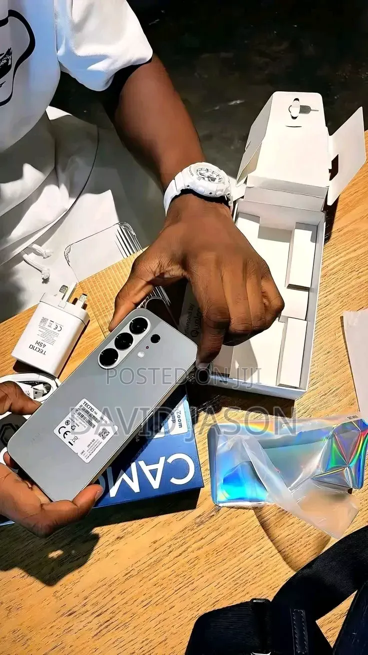 New Tecno Camon 50 256 GB Gray