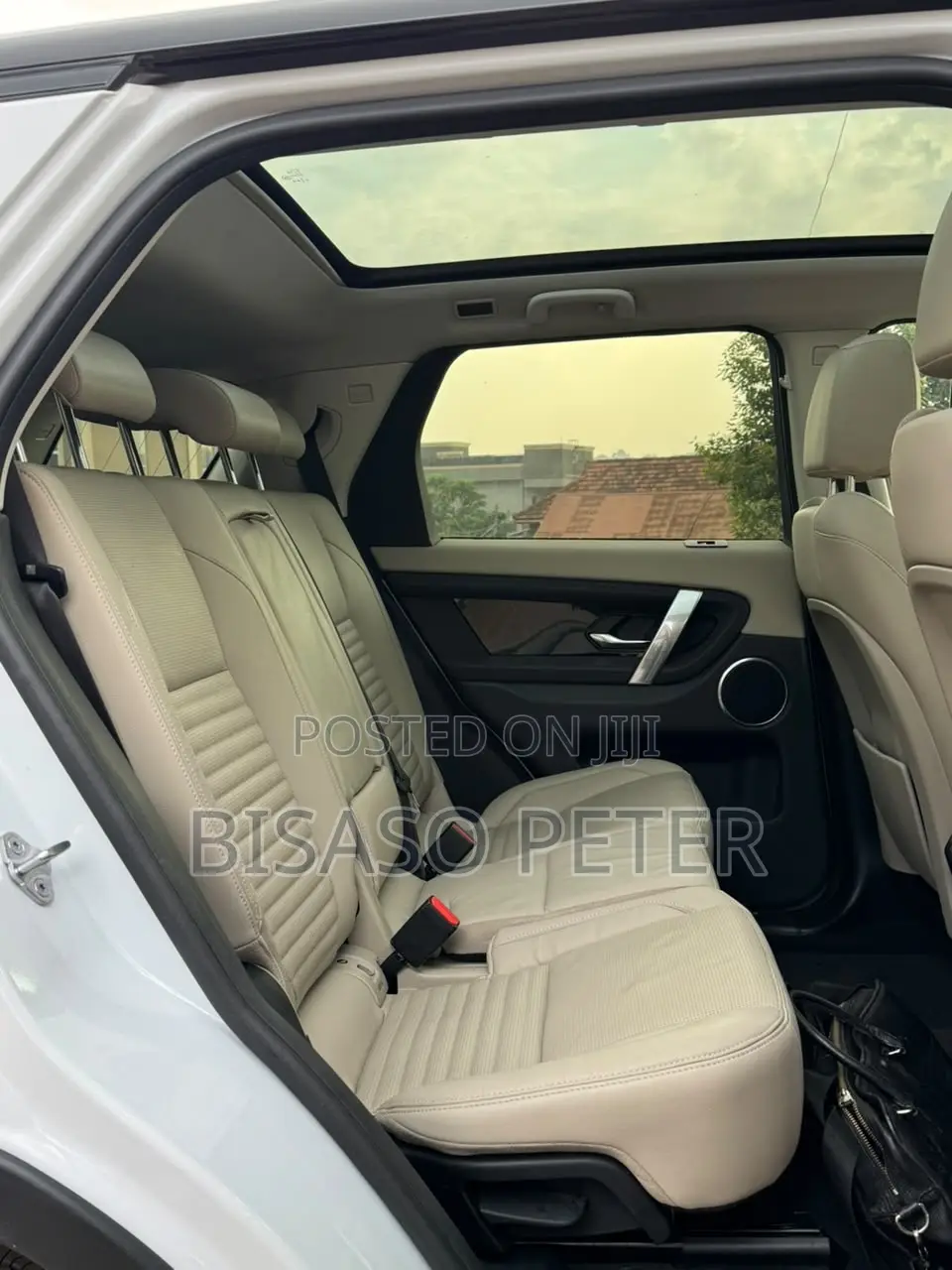 Land Rover Discovery Sport 2020 White