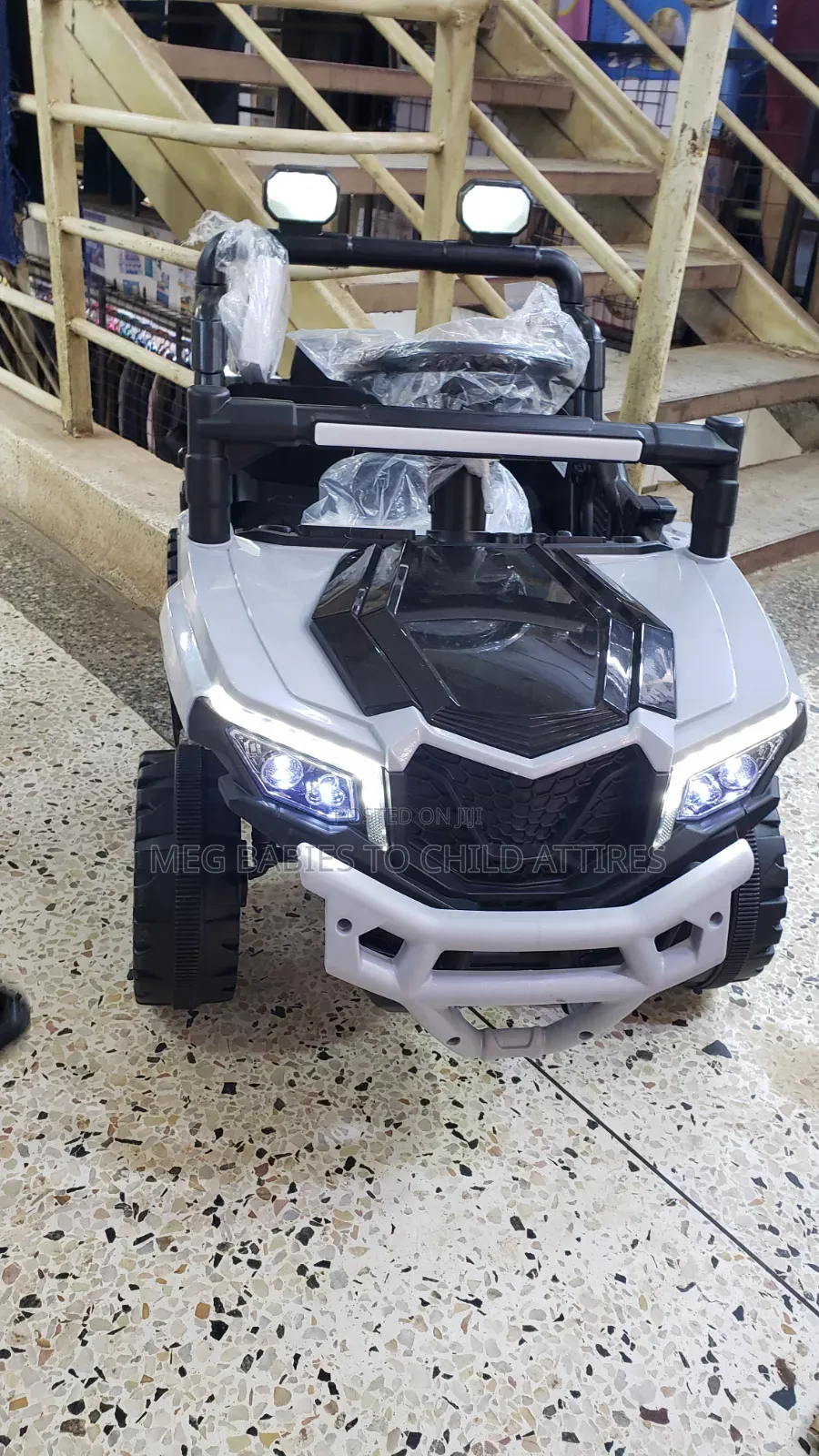 Rechargeable Motor Car-Mini in Size