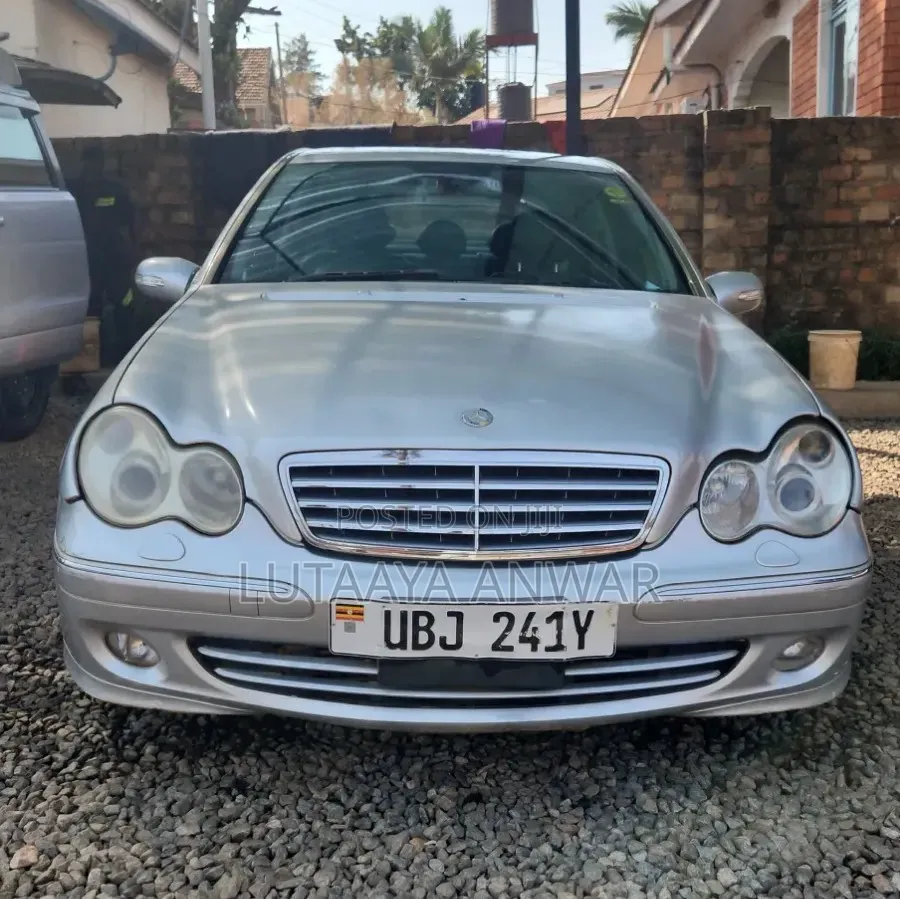 Mercedes-Benz C180 2006 Silver