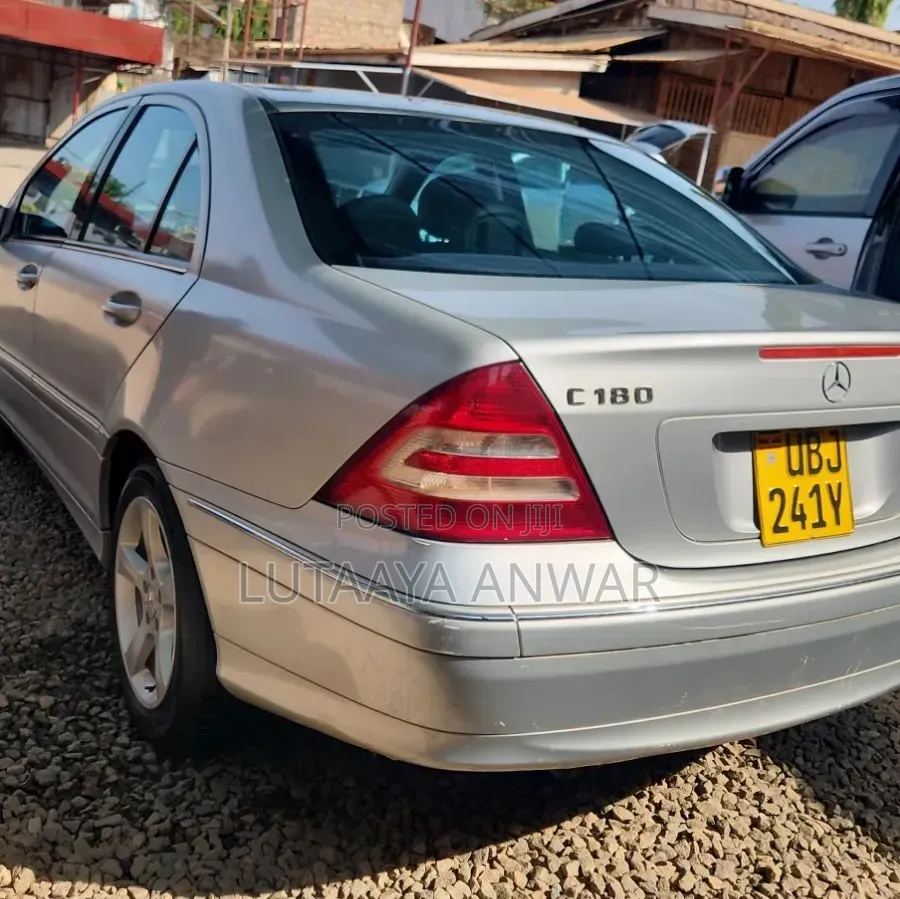 Mercedes-Benz C180 2006 Silver