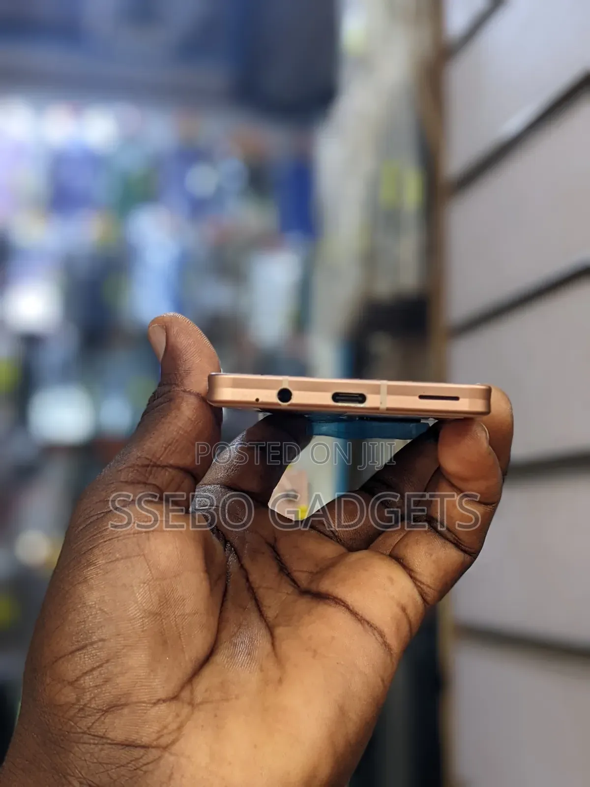 Sharp Aquos Sense6 64 GB Bronze