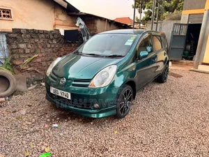 Nissan Note 2005 Green
