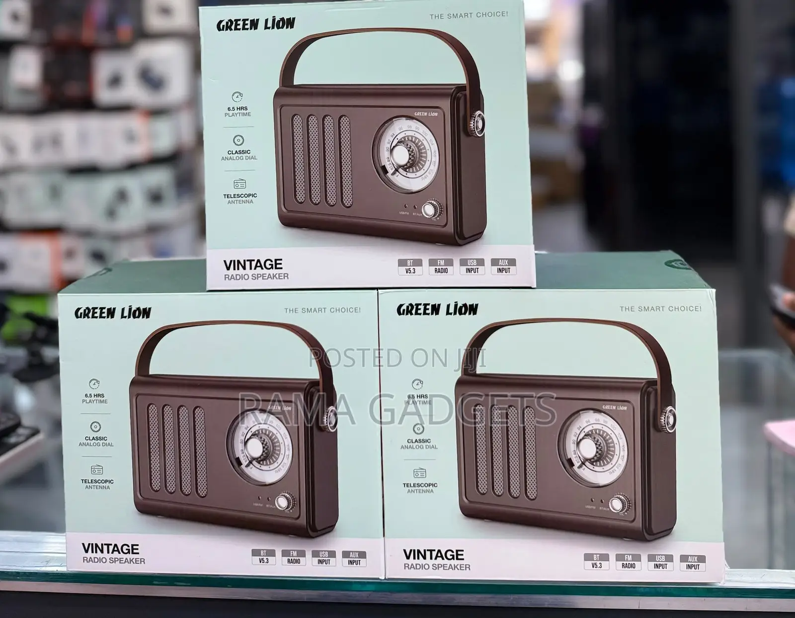 Green Lion Vintage Radio Speaker