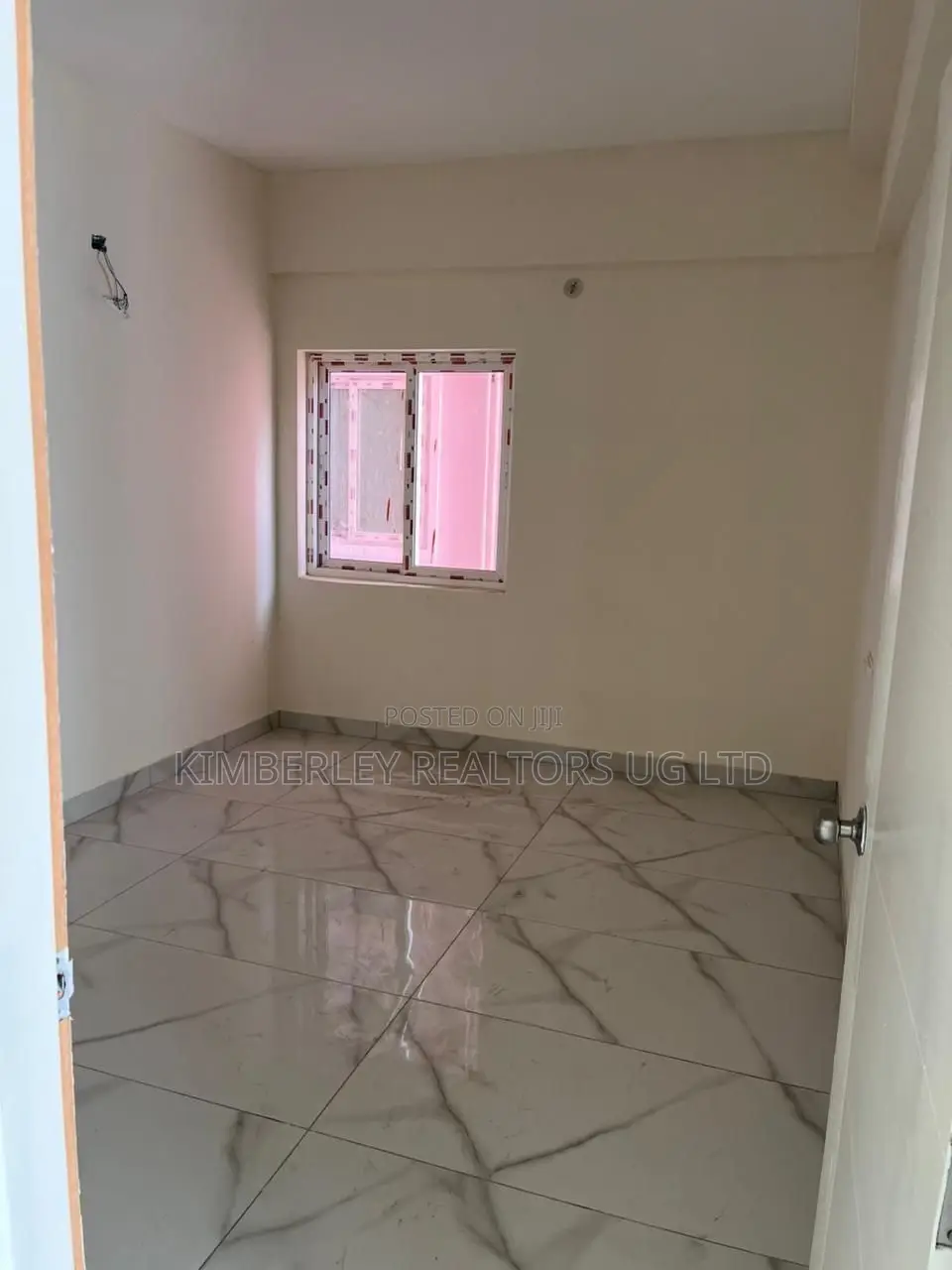 3bdrm House in Division A for sale