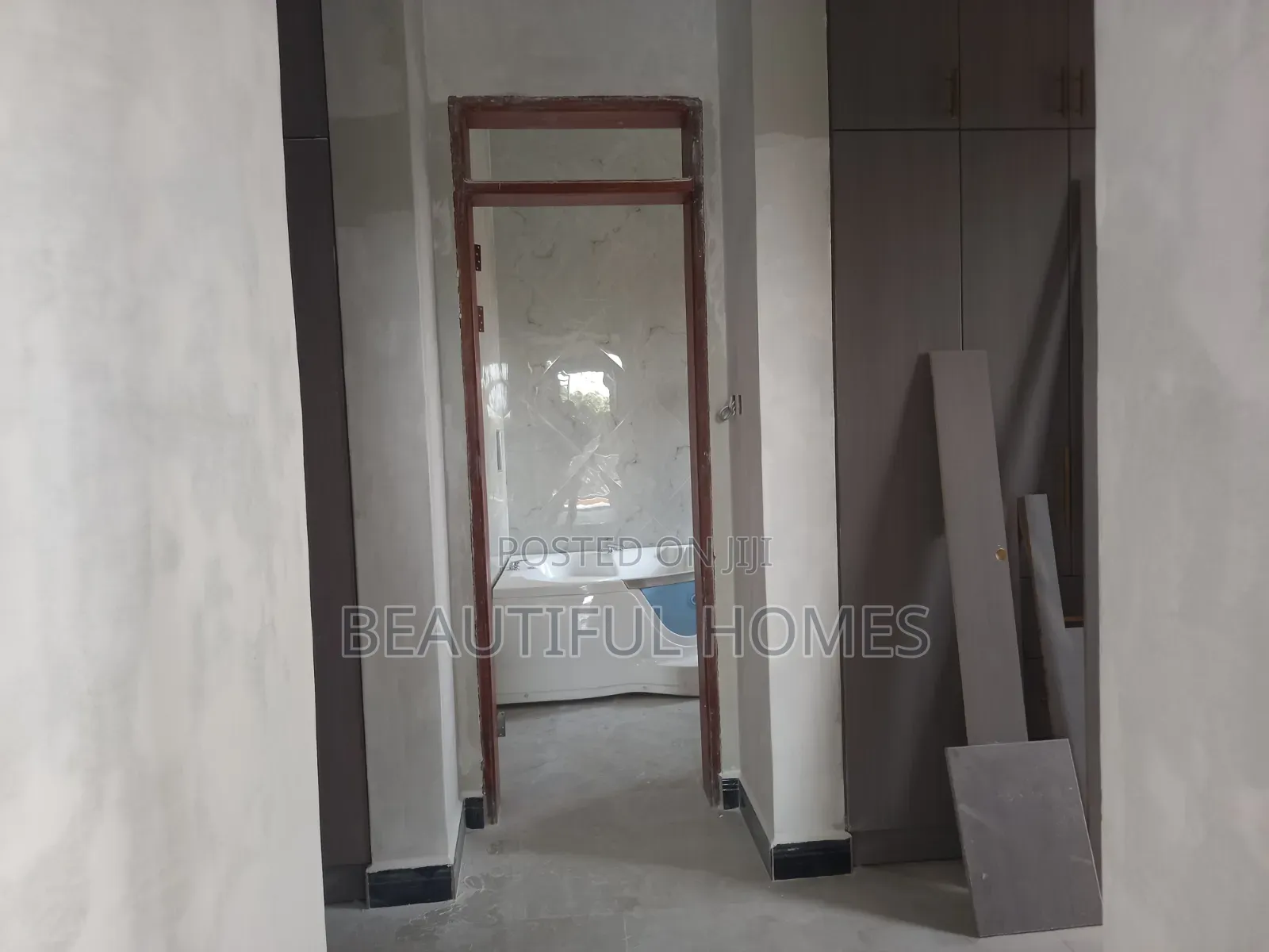 Furnished 6bdrm Mansion in Najjera 1, Kira for sale