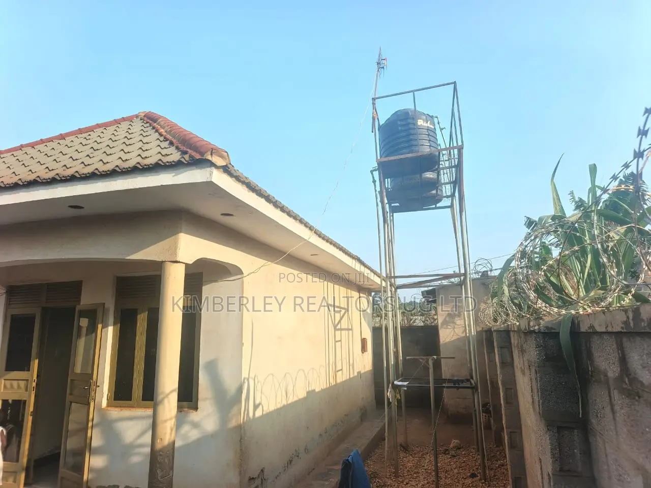 2bdrm Duplex in Seeta-Namuganga for sale
