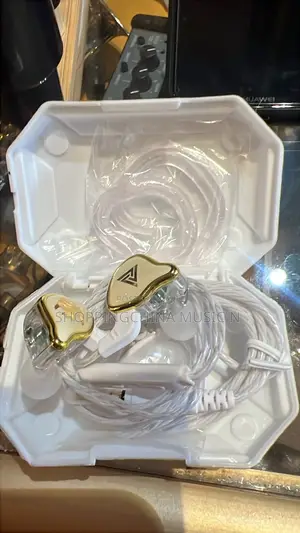 In Ear Monitor QKZ Ak6 Ares Audio White Color