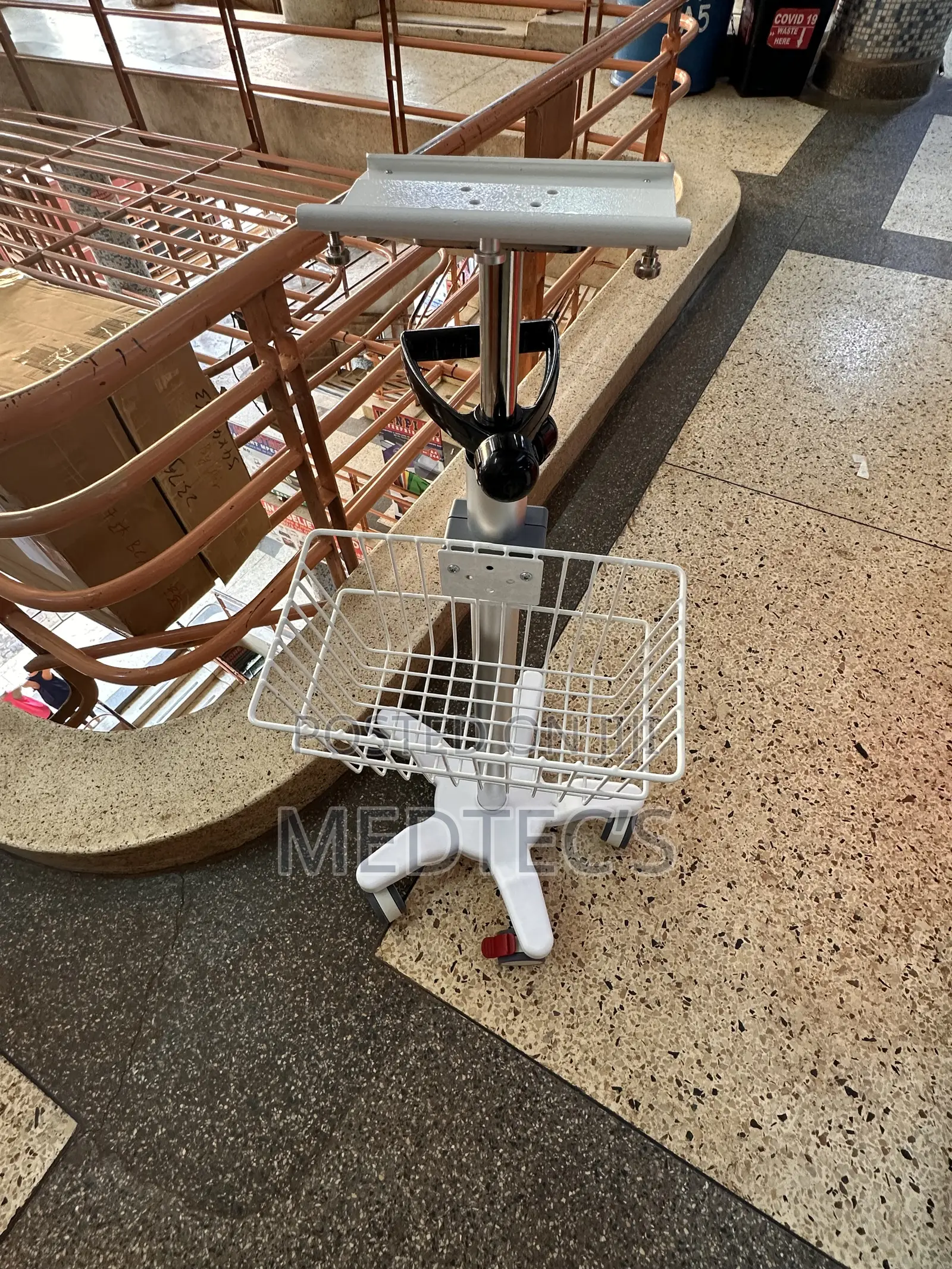 Patient Monitor Stand (Ad)