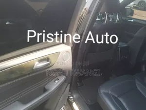 Mercedes-Benz M Class ML350 4dr SUV (3.5L 6cyl 7A) 2014 Black