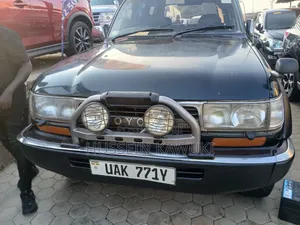 Toyota Land Cruiser 2000 Green