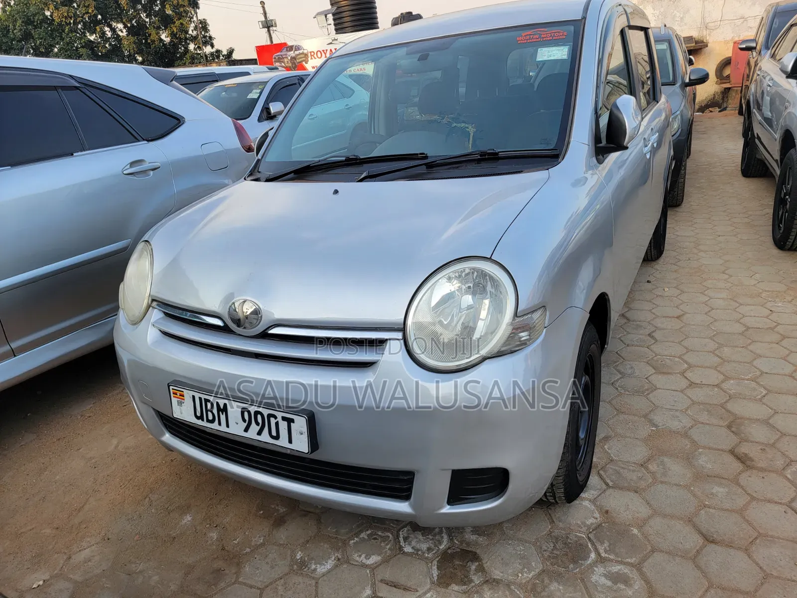 Toyota Sienta 2008 Gray