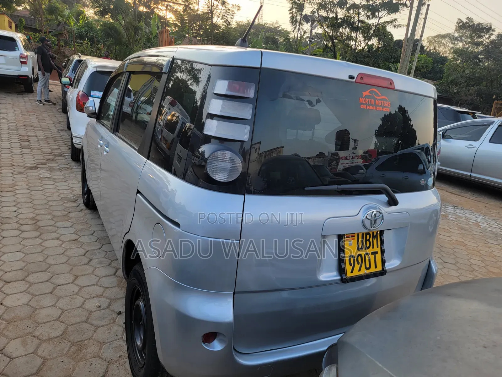 Toyota Sienta 2008 Gray