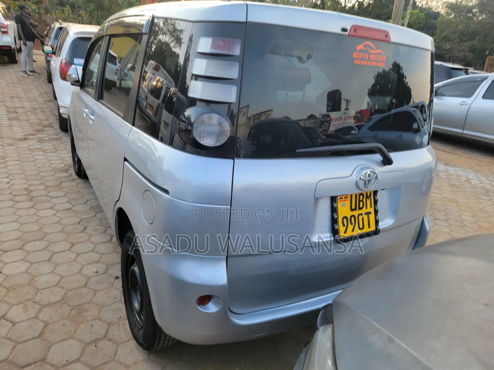 Toyota Sienta 2008 Gray