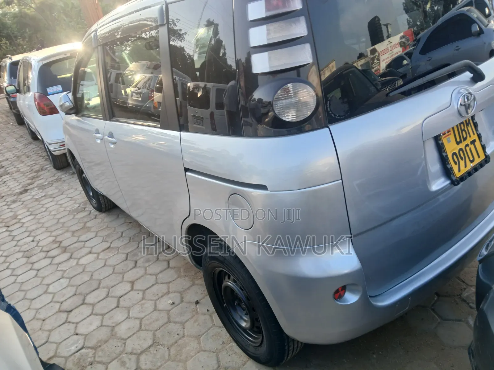 Toyota Sienta 2008 Silver