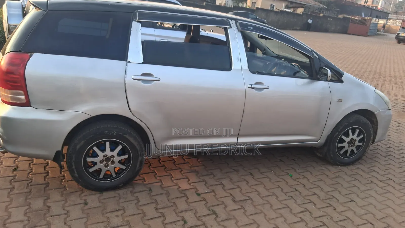 Toyota Wish 2009 Silver