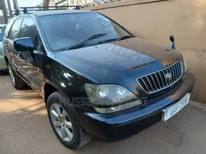 Toyota Harrier 2002 Black