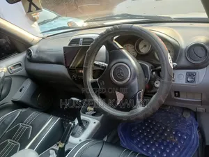 Toyota RAV4 Automatic 2000 Silver