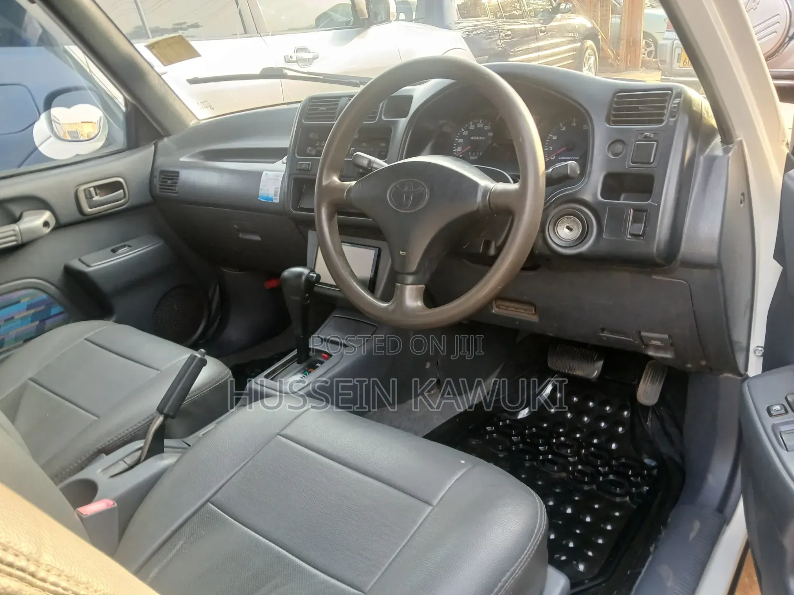 Toyota RAV4 Cabriolet 1998 White