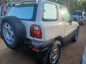 Toyota RAV4 Cabriolet 1998 White
