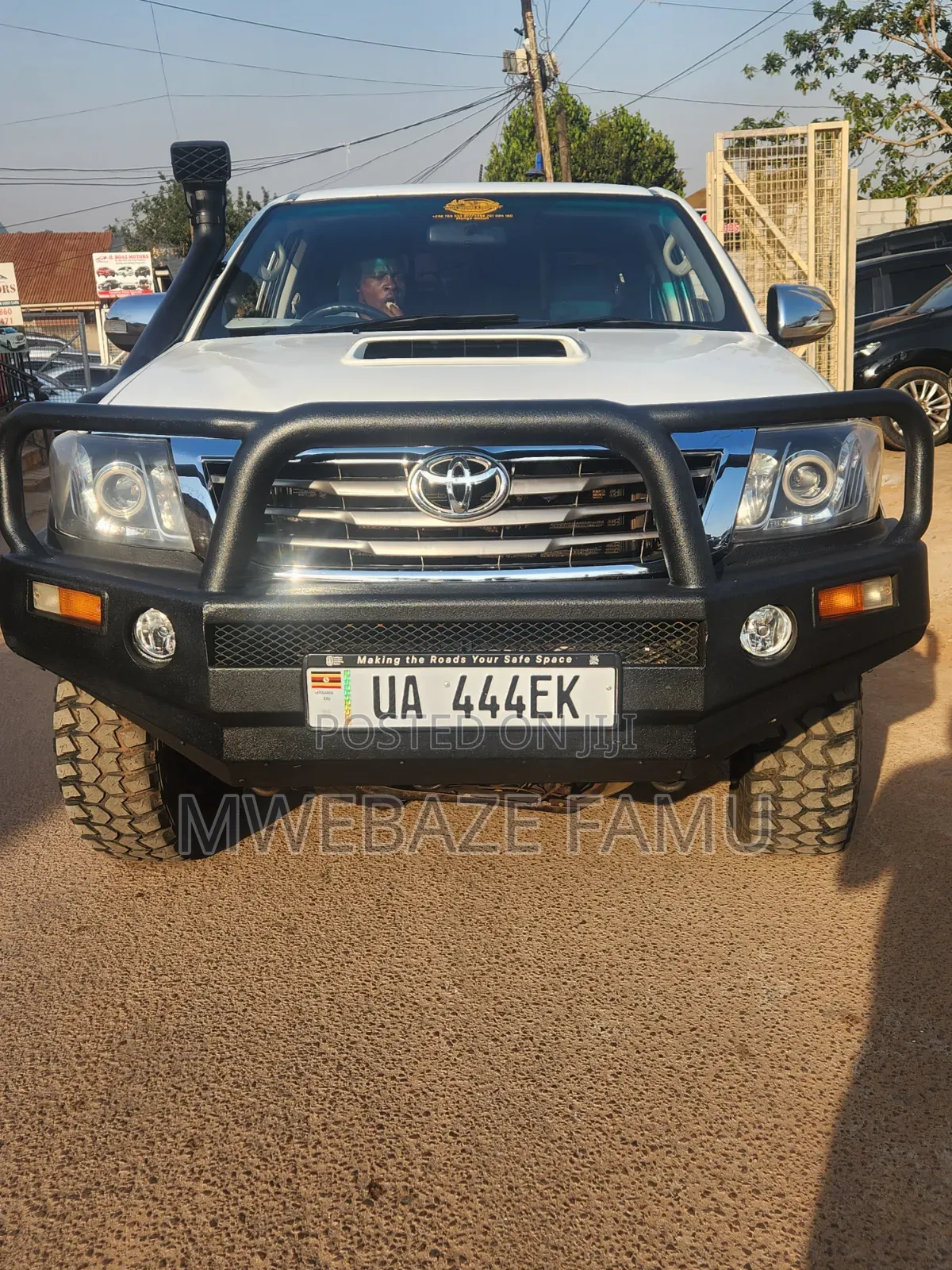 Toyota Hilux 2017 White