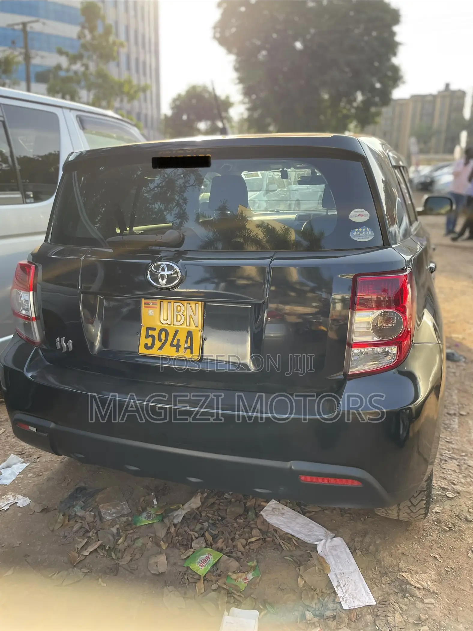 Toyota IST 2010 Black