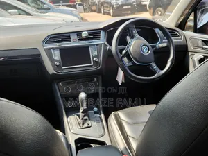 Volkswagen Tiguan 2016 Silver