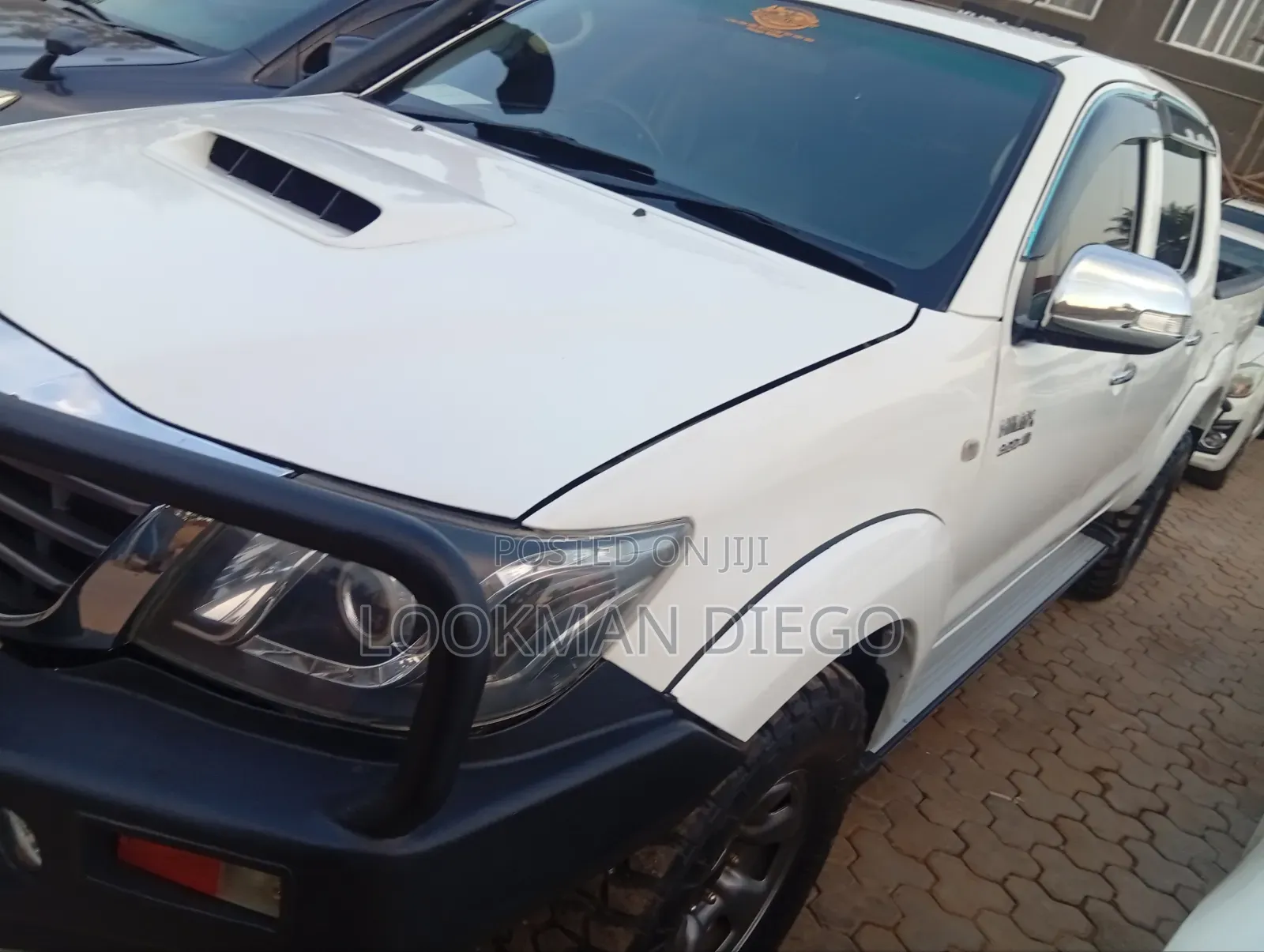 Toyota Hilux 2009 White