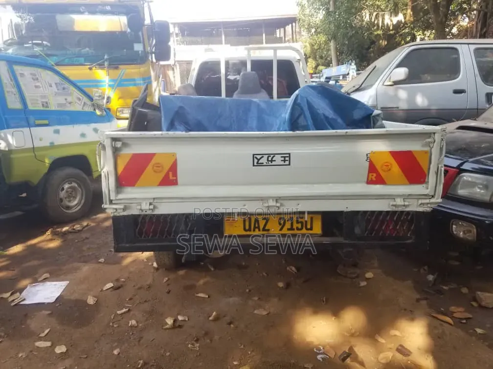 Toyota Townace Truck 1993 White
