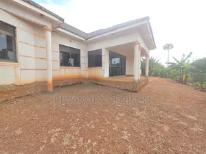 4bdrm House in Nabbingo, Central Division for sale