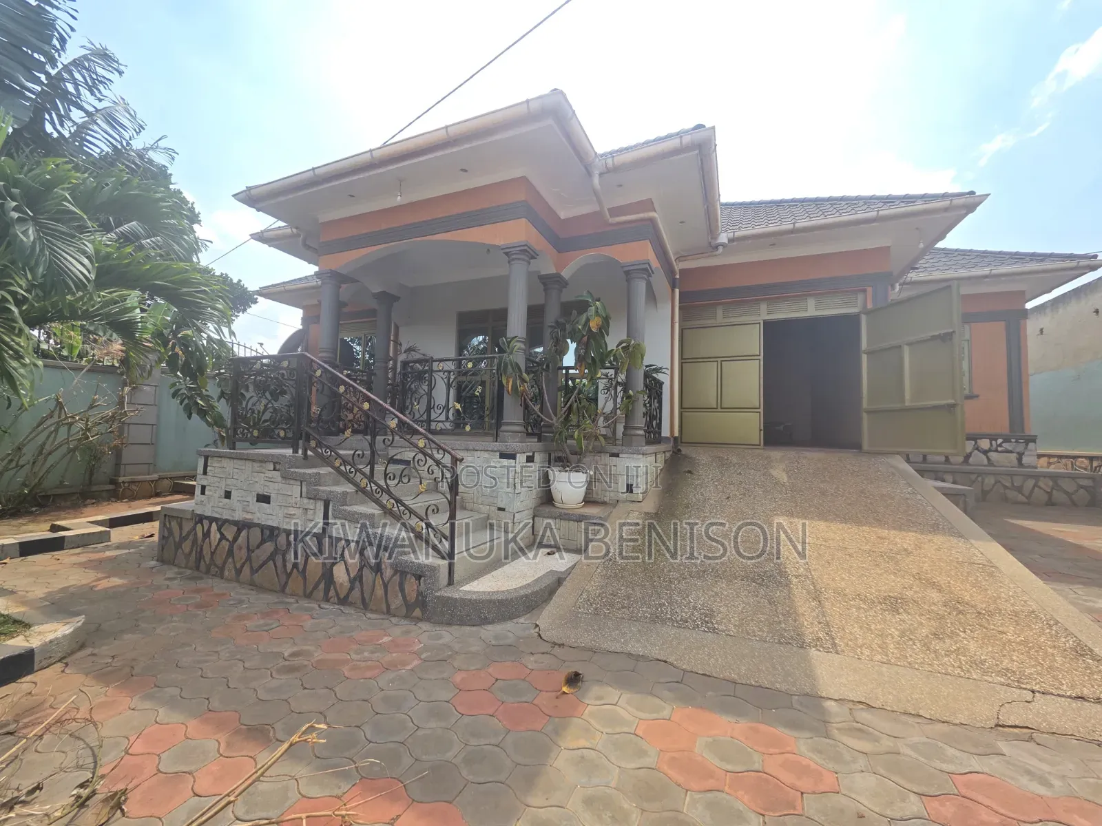 3bdrm House in Nabbingi, Central Division for sale