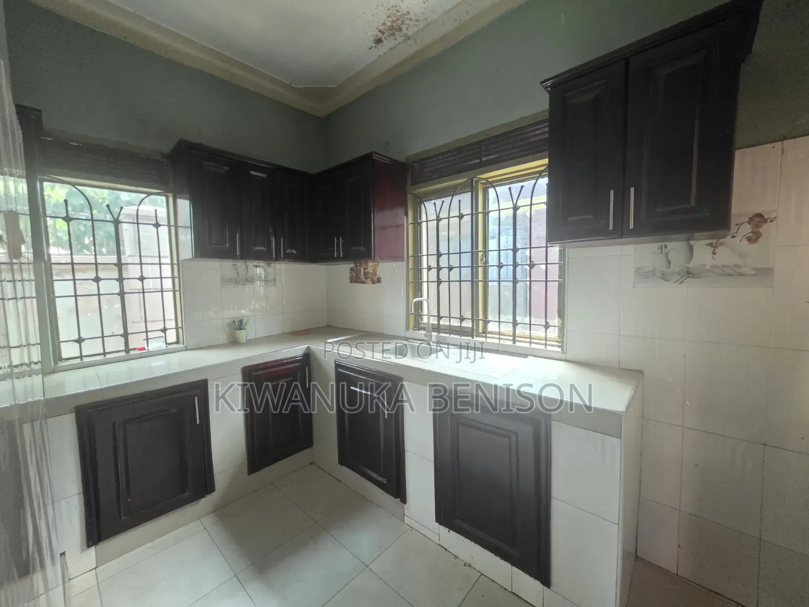 3bdrm House in Nabbingi, Central Division for sale