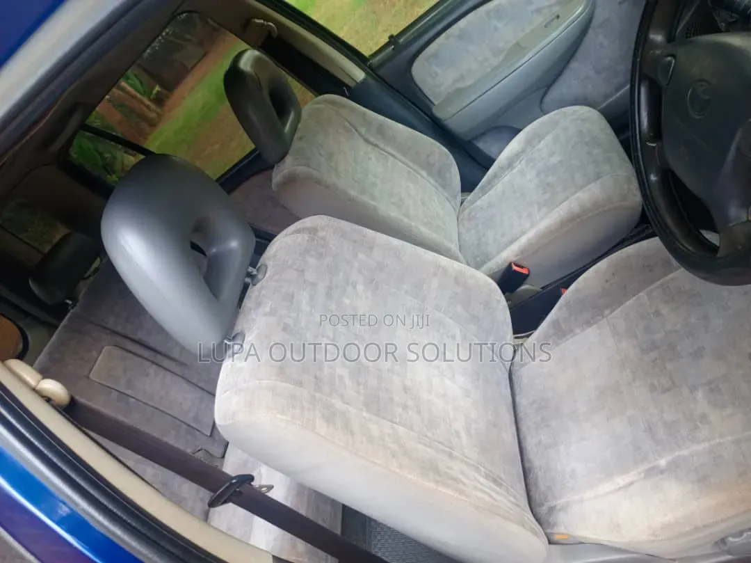 Toyota Raum 1998 Blue