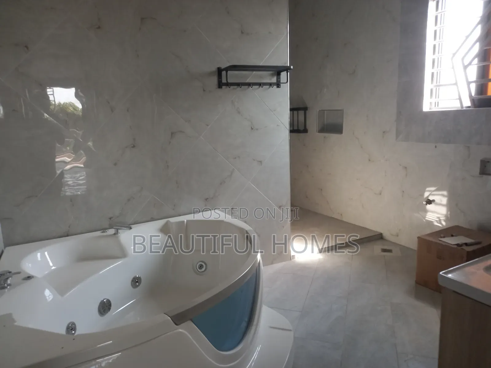 Furnished 6bdrm Mansion in Najjera Kings Estate, Central Division