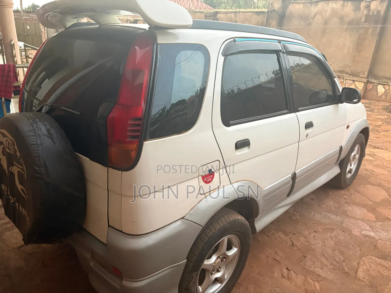 Daihatsu Terios CL 1998 White