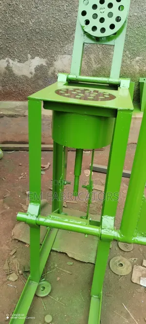 Single 8"By 6"Heavy Duty Manual Honeycomb Briquette Machine(100pcs/Hr)
