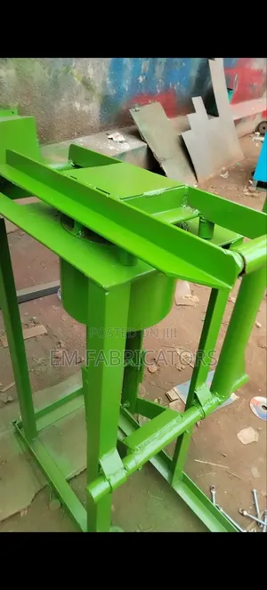 Single 8"By 6"Heavy Duty Manual Honeycomb Briquette Machine(100pcs/Hr)
