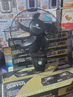 Lucid Wall Fans With a Remote