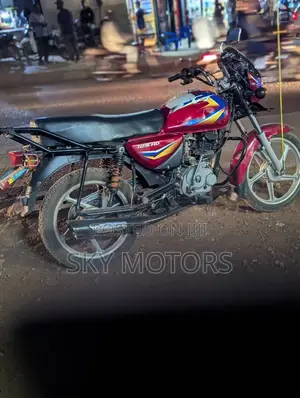 Bajaj Boxer 2024 Red