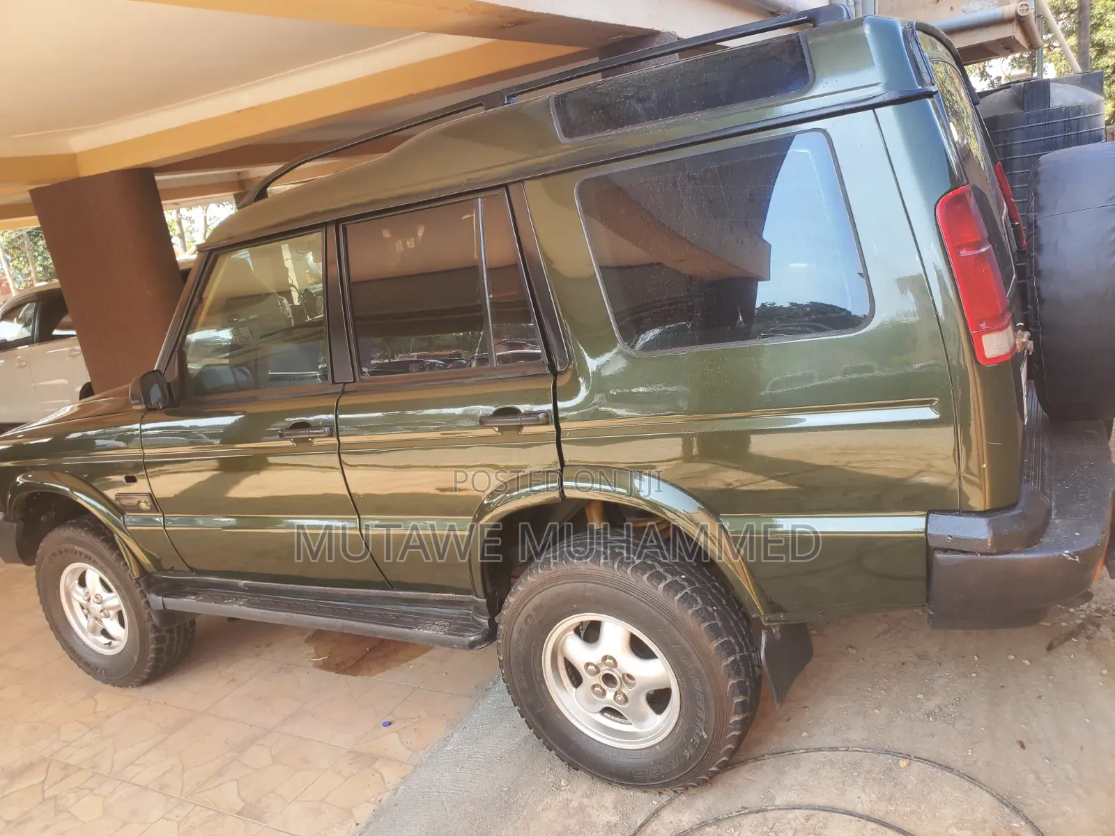 Land Rover Discovery 2000 Green