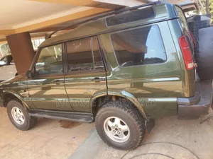 Land Rover Discovery 2000 Green