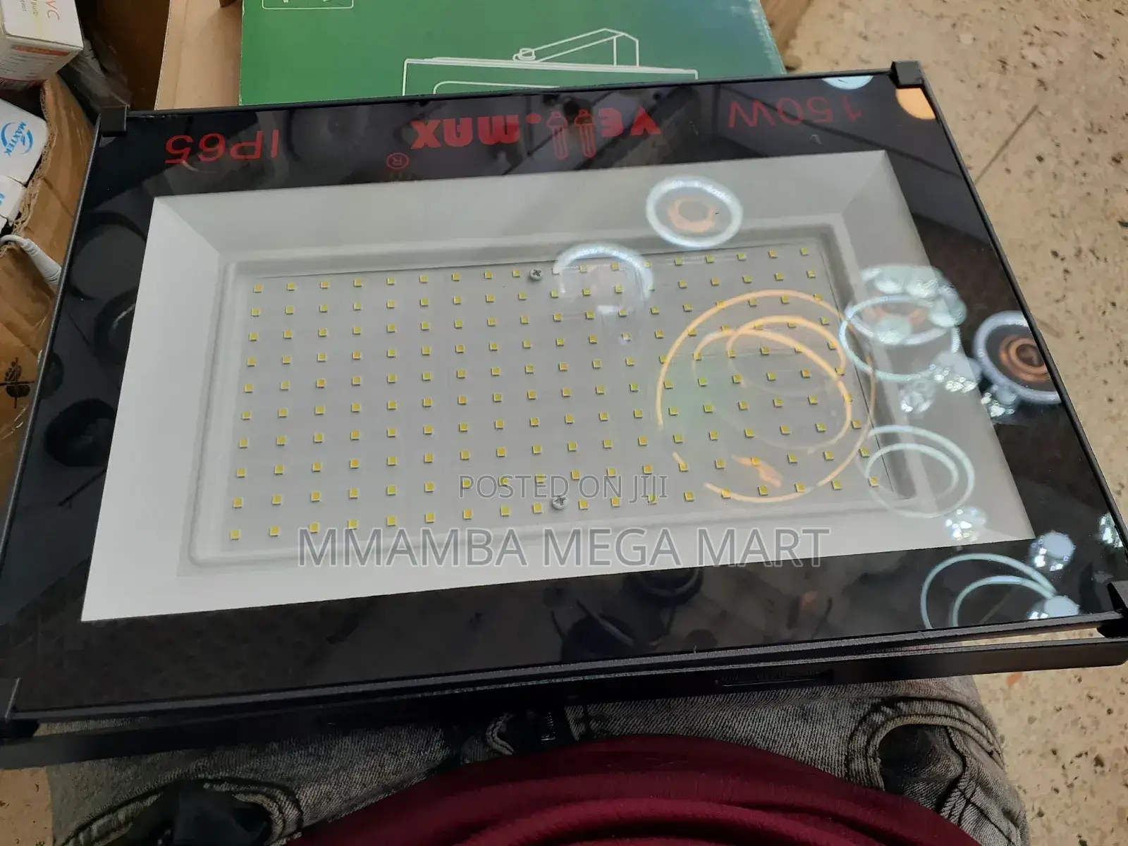 Flood Light Vell Max