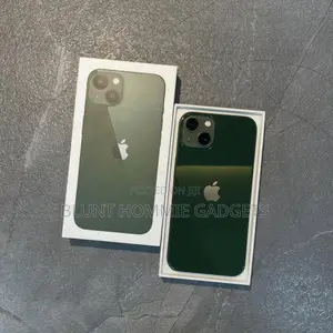 Apple iPhone 13 128 GB Green