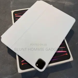 Apple iPad Pro 11 (2022) 128 GB Gray